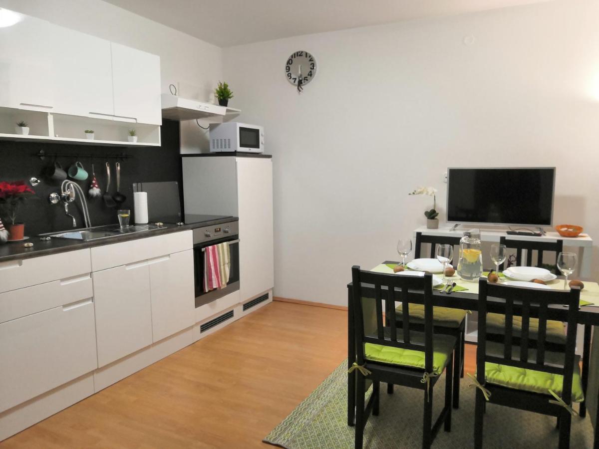 Apartmaji Sofia Марібор Екстер'єр фото